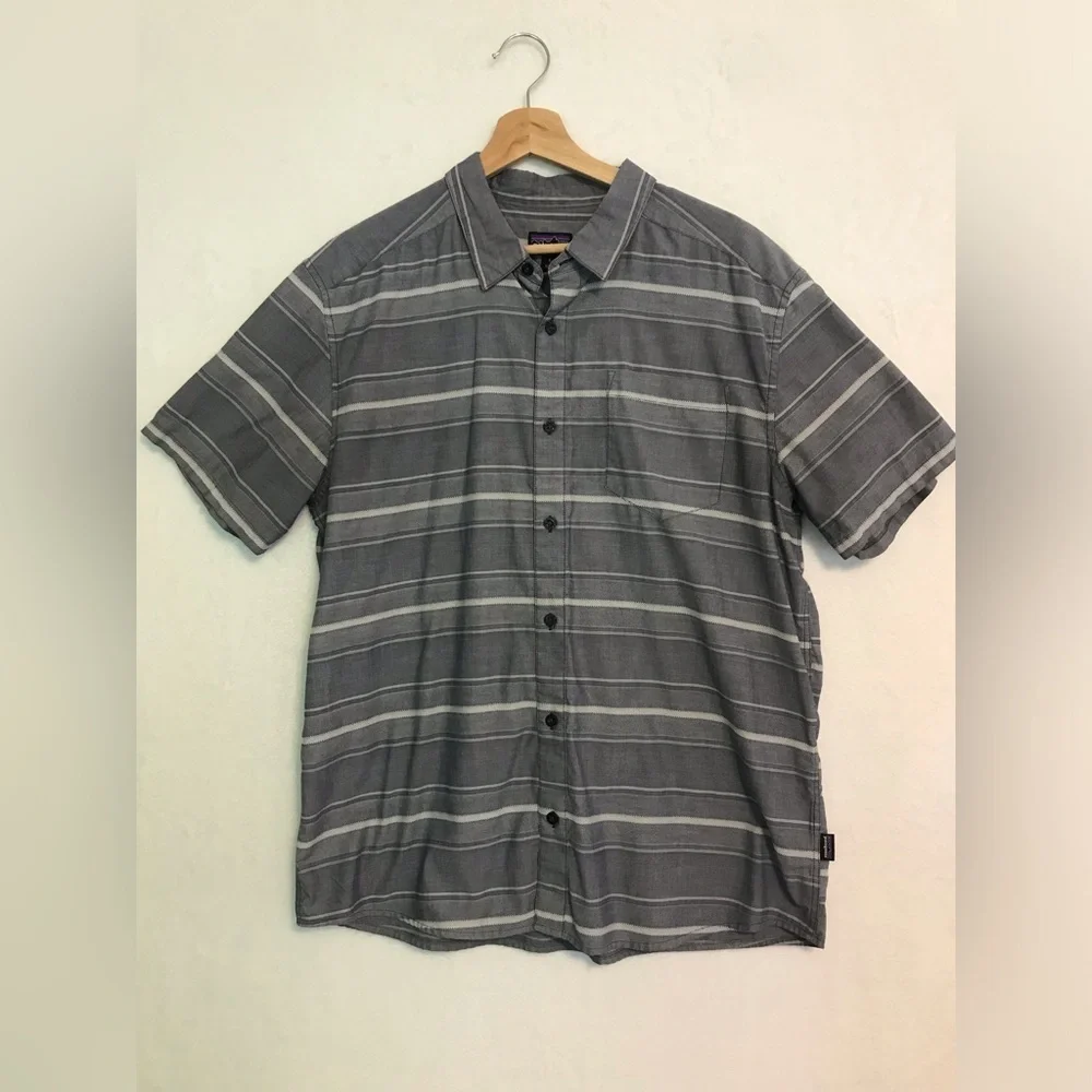 Patagonia Worn Wear Men's blue‎ stripe short sleeve Fezzman Shirt size large